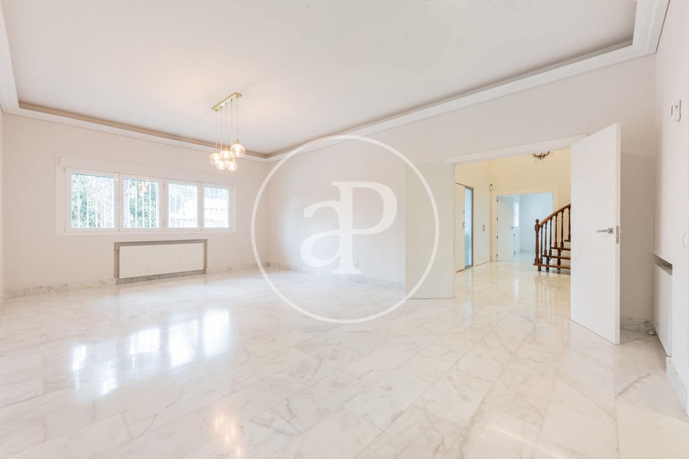 6 bedroom Villa for sale in Madrid city - € 4,500,000 (Ref: 9804304)