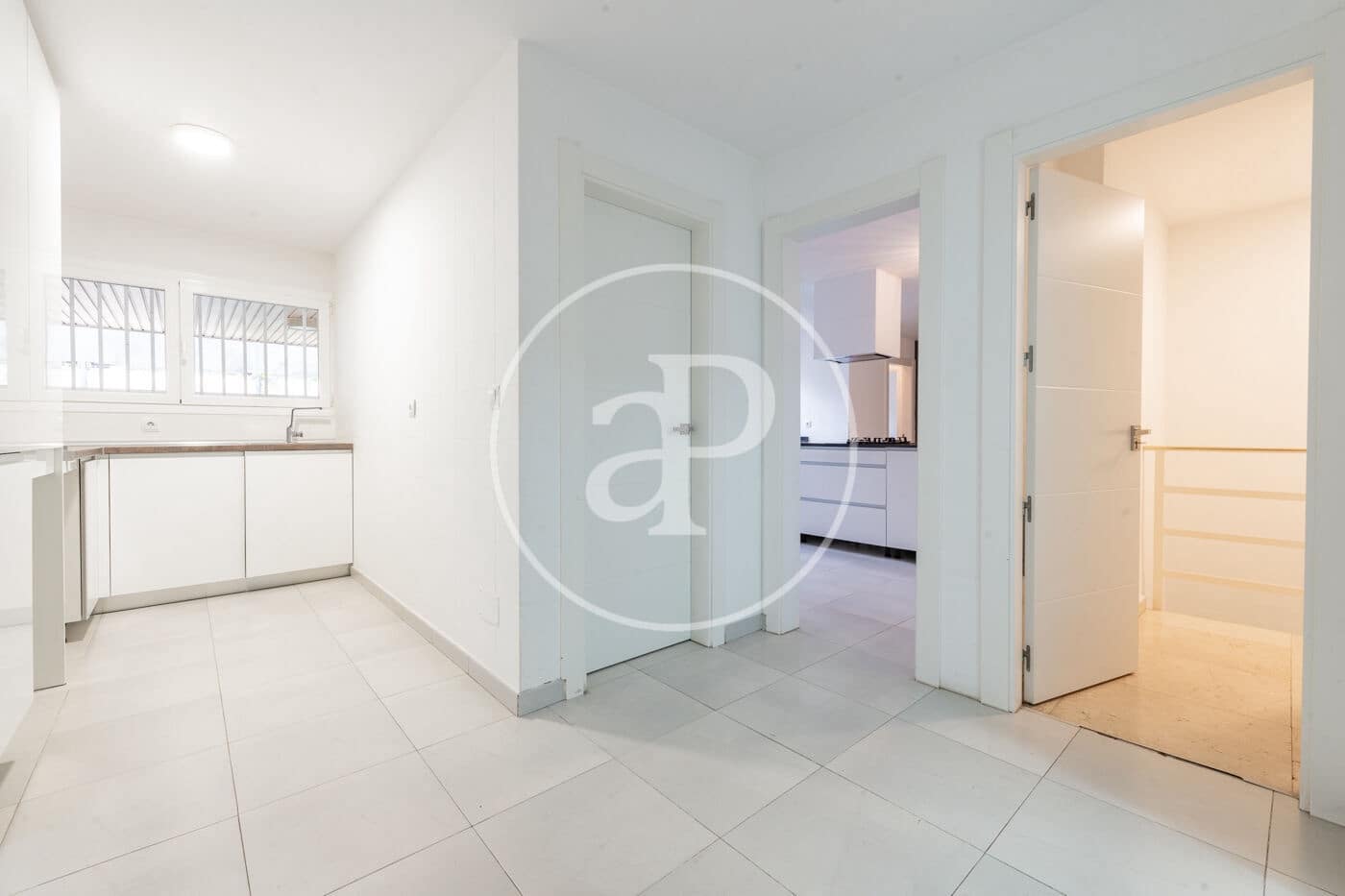 6 bedroom Villa for sale in Madrid city - € 4,500,000 (Ref: 9804304)