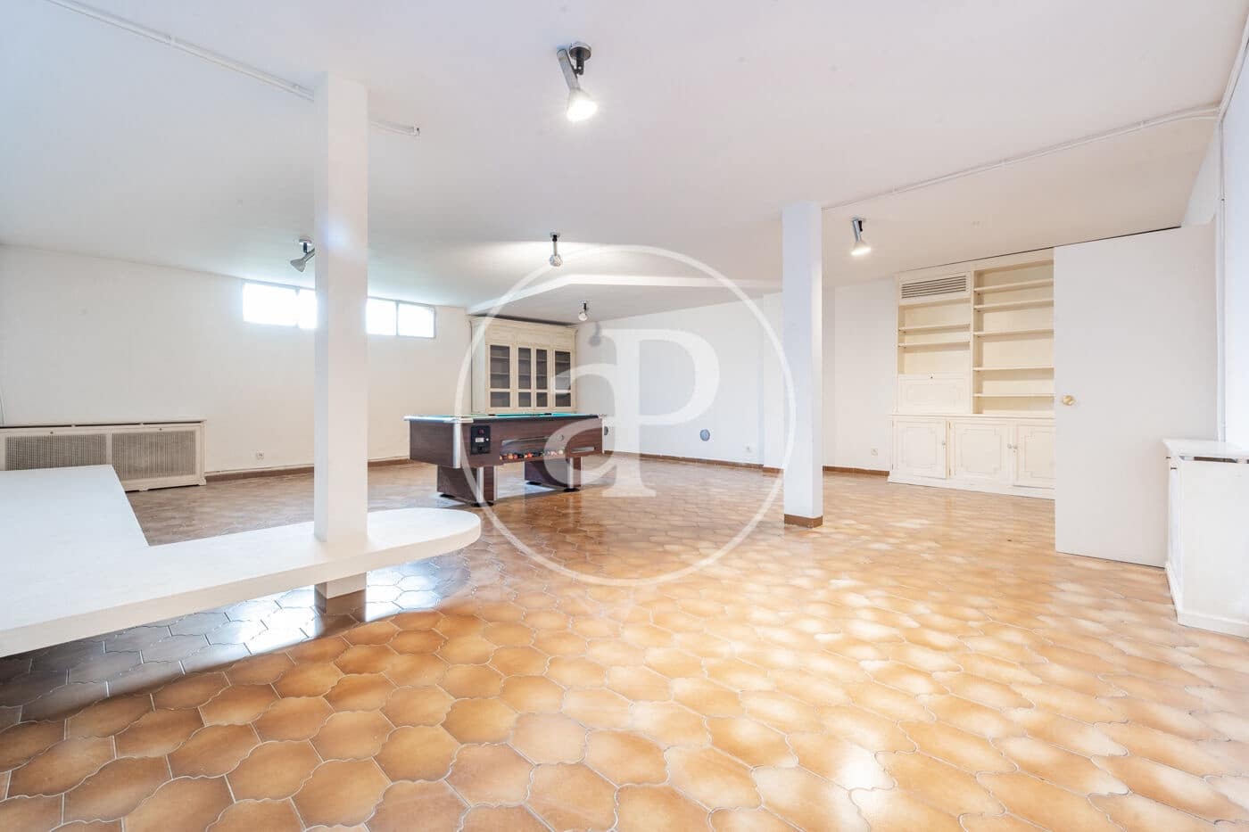 6 bedroom Villa for sale in Madrid city - € 4,500,000 (Ref: 9804304)