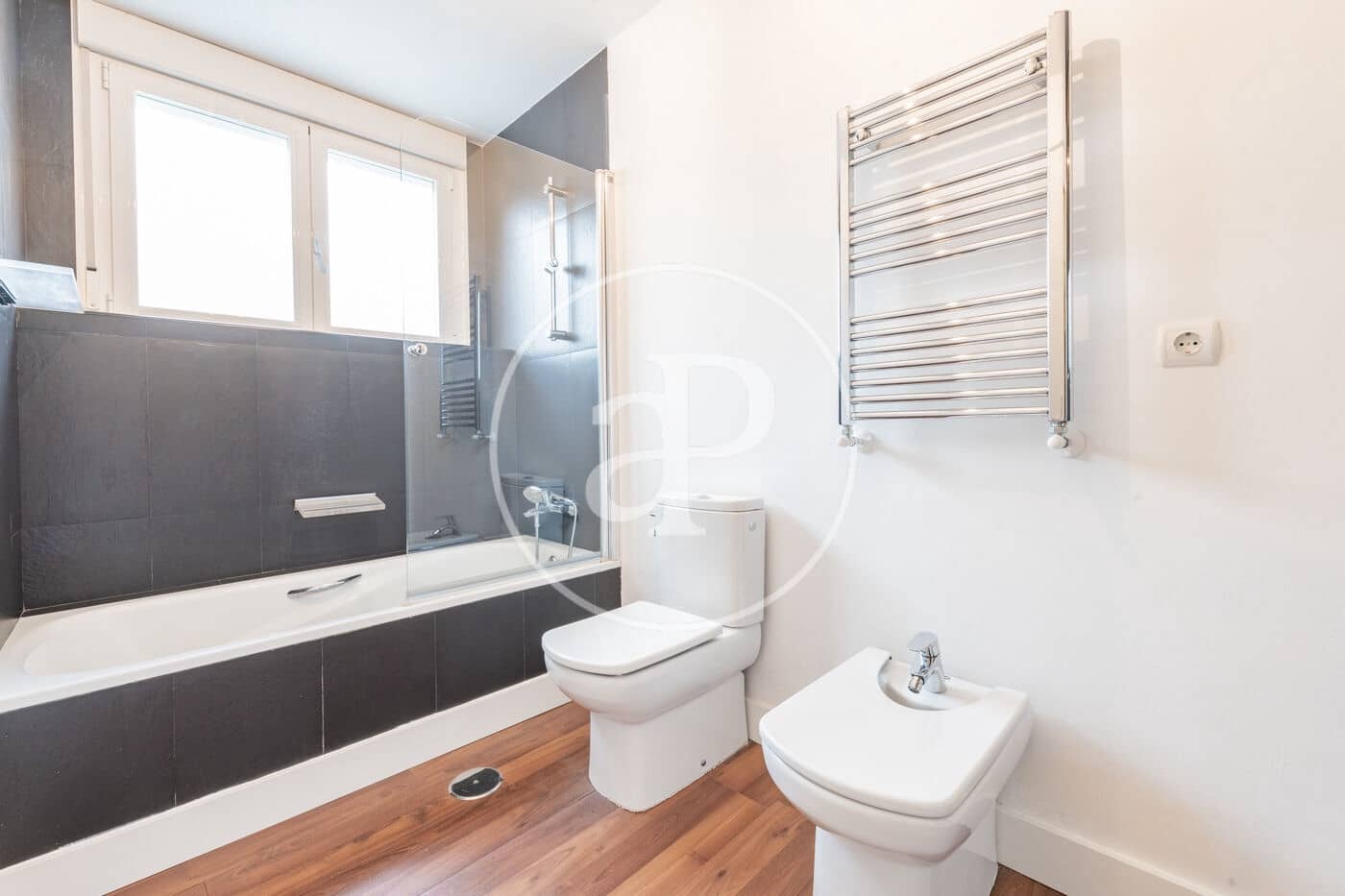 6 bedroom Villa for sale in Madrid city - € 4,500,000 (Ref: 9804304)