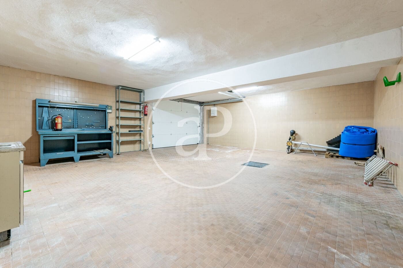 6 bedroom Villa for sale in Madrid city - € 4,500,000 (Ref: 9804304)