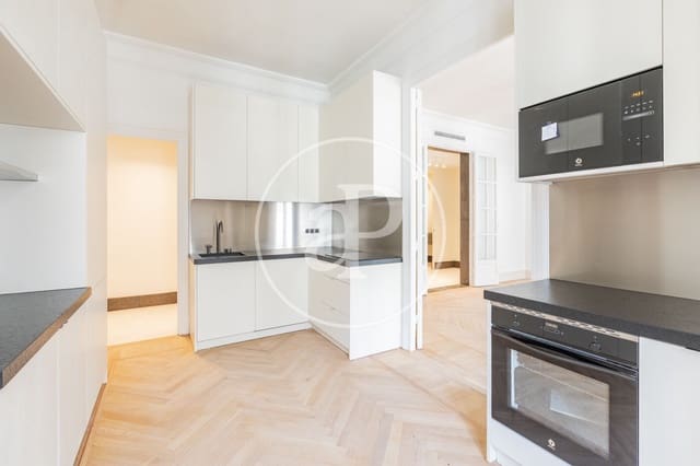 4 slaapkamer Appartement te huur in Justicia, Madrid stad - € 15.000 (Ref: 9804305)