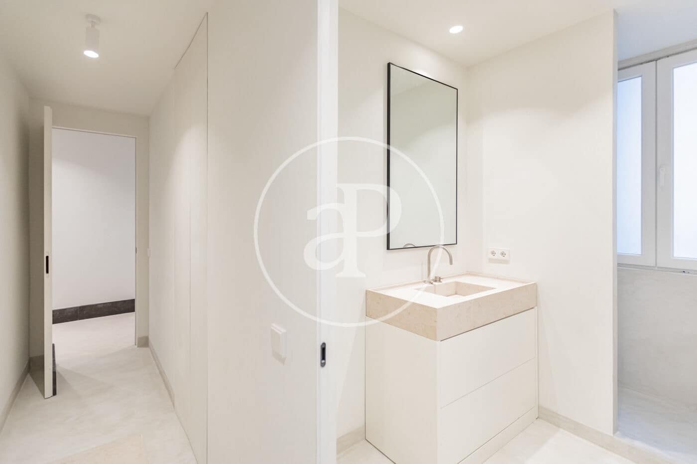 4 slaapkamer Appartement te huur in Madrid stad - € 15.000 (Ref: 9804305)