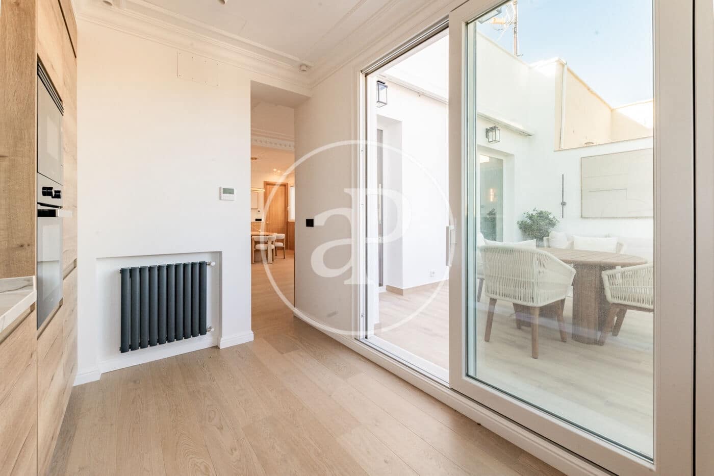 2 soverom Penthouse til leie i Madrid by - € 7 500 (Ref: 9804306)