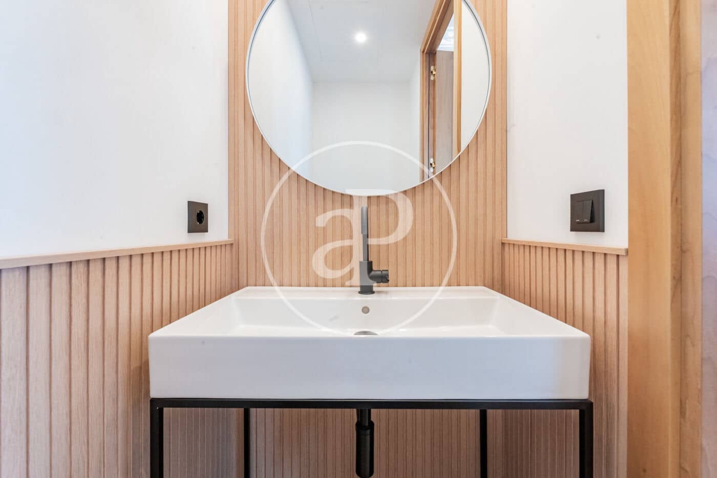 2 soverom Penthouse til leie i Madrid by - € 7 500 (Ref: 9804306)