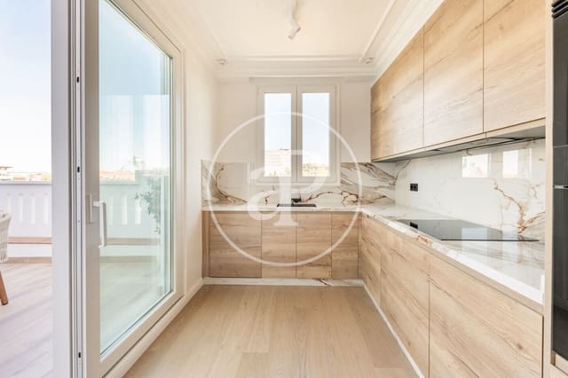 2 sovrum Takvåning att hyra i Castellana, Madrid stad - 7 500 € (Ref: 9804306)