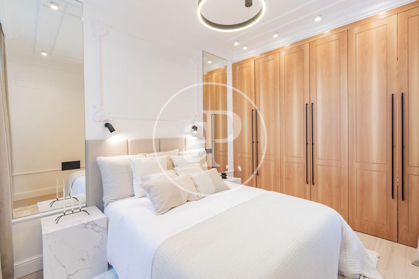 2 soverom Penthouse til leie i Madrid by - € 7 000 (Ref: 9804307)