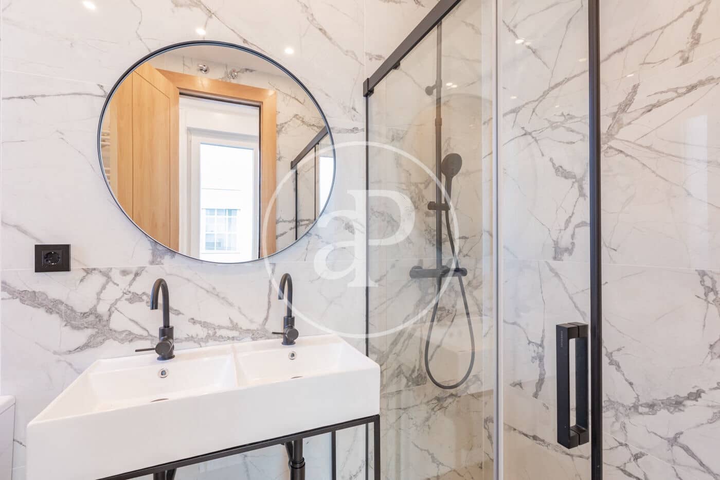 2 soverom Penthouse til leie i Madrid by - € 7 000 (Ref: 9804307)