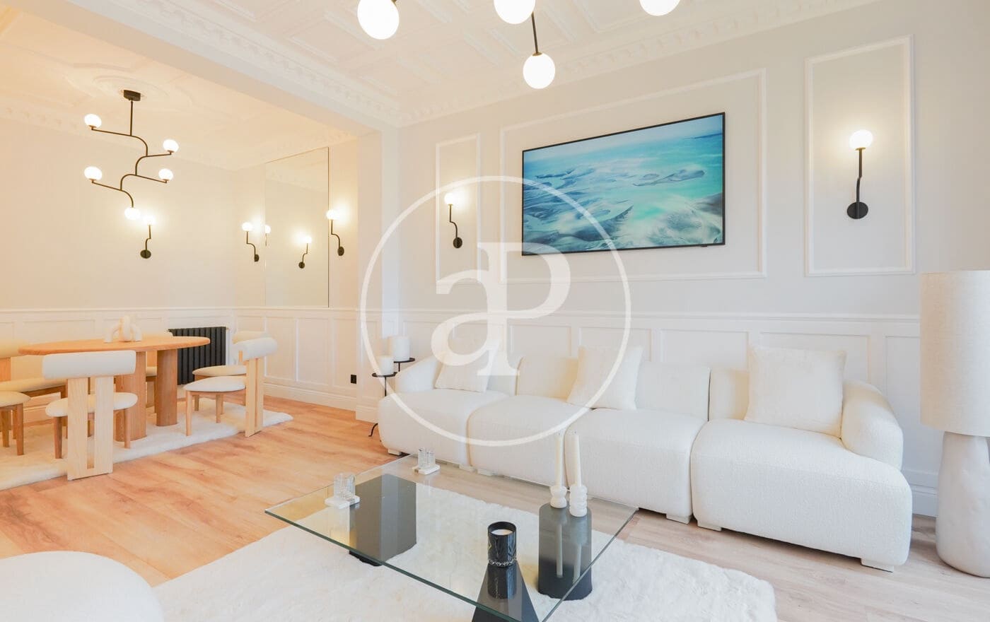 Appartement de 3 chambres à louer à Madrid ville - 8 000 € (Ref: 9804308)