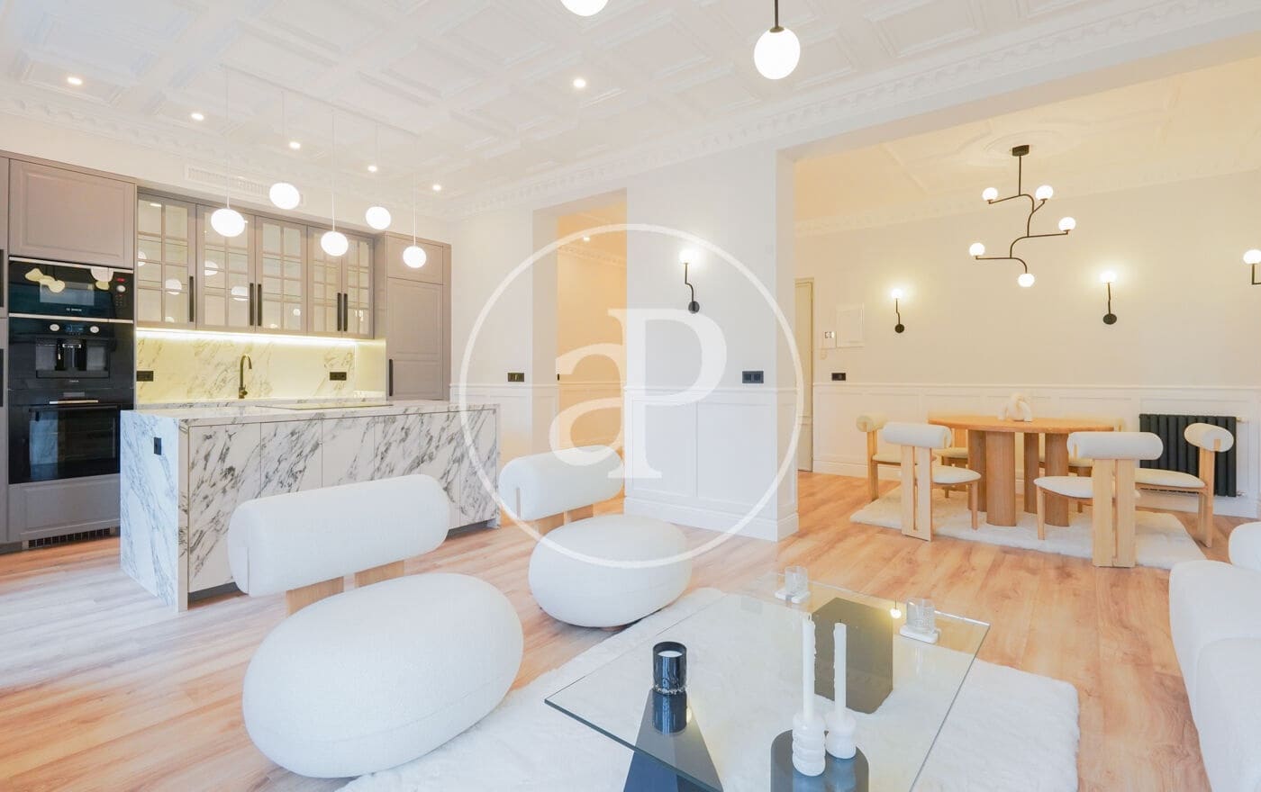 Appartement de 3 chambres à louer à Madrid ville - 8 000 € (Ref: 9804308)