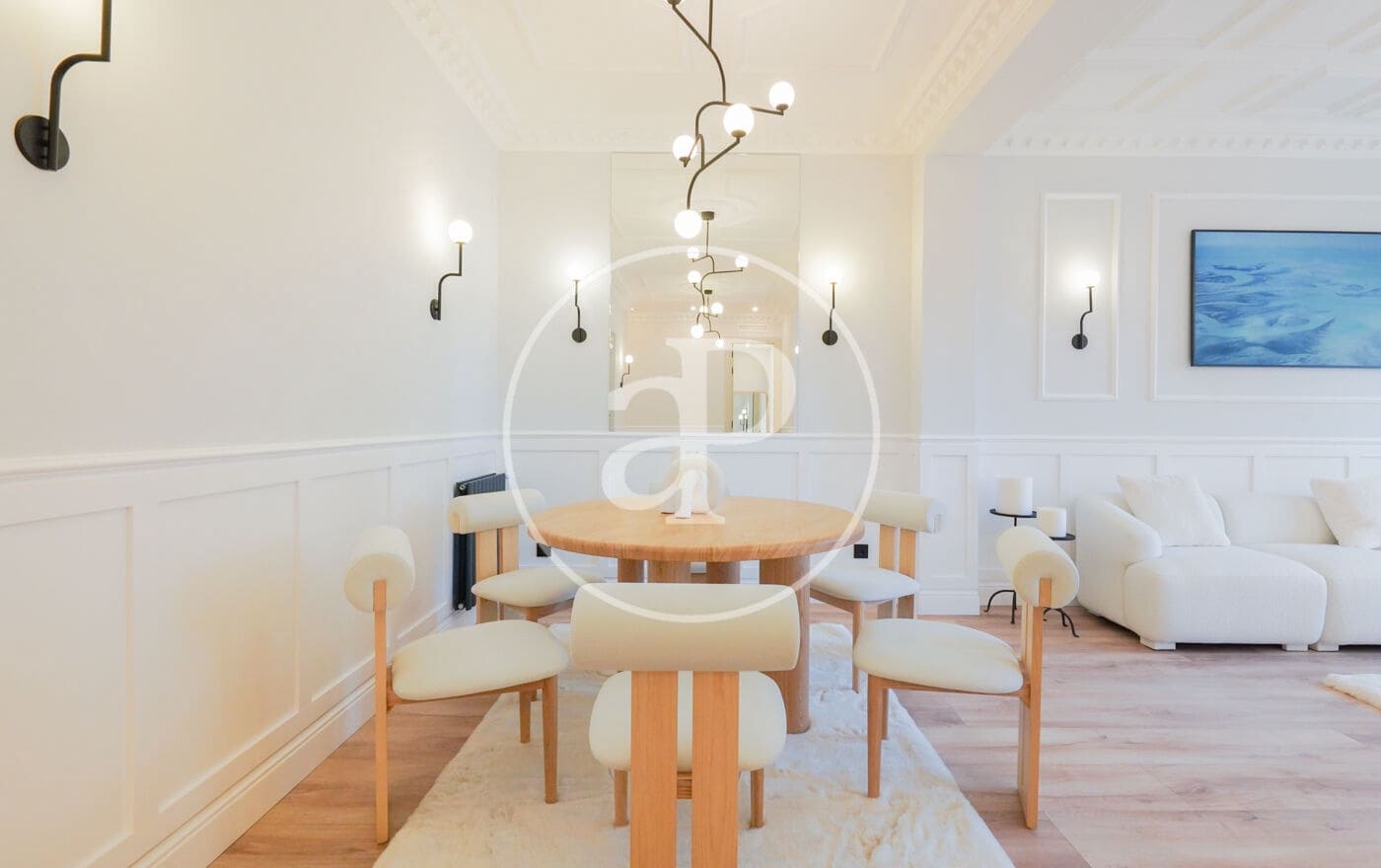 Appartement de 3 chambres à louer à Madrid ville - 8 000 € (Ref: 9804308)