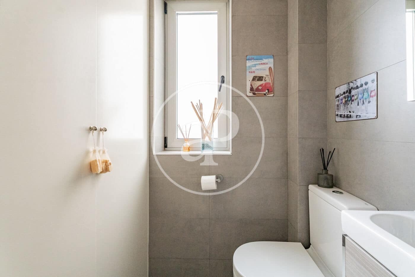 2 bedroom Apartment for sale in Madrid city - € 885,000 (Ref: 9806482)