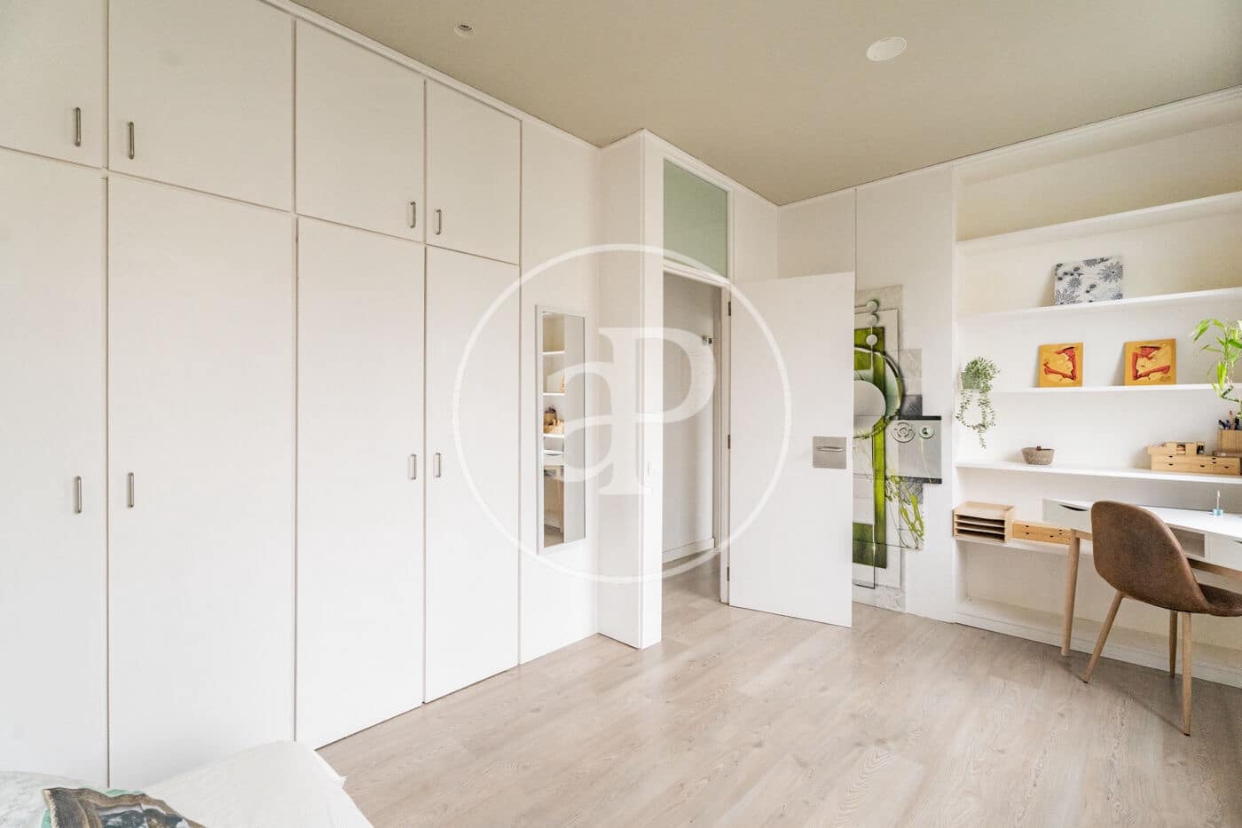 2 bedroom Apartment for sale in Madrid city - € 885,000 (Ref: 9806482)