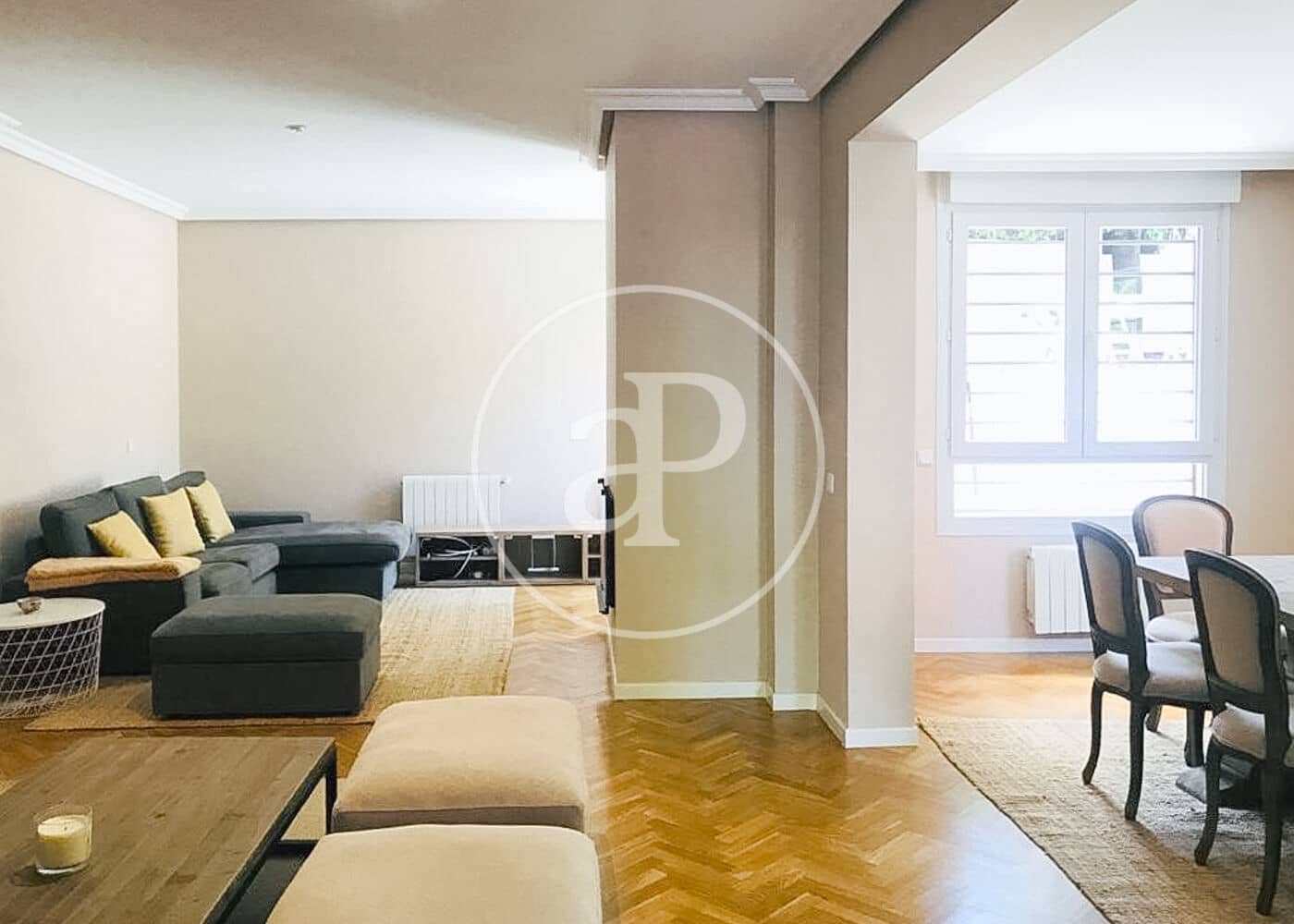 5 bedroom Villa for sale in Madrid city with pool - € 1,450,000 (Ref: 9806483)