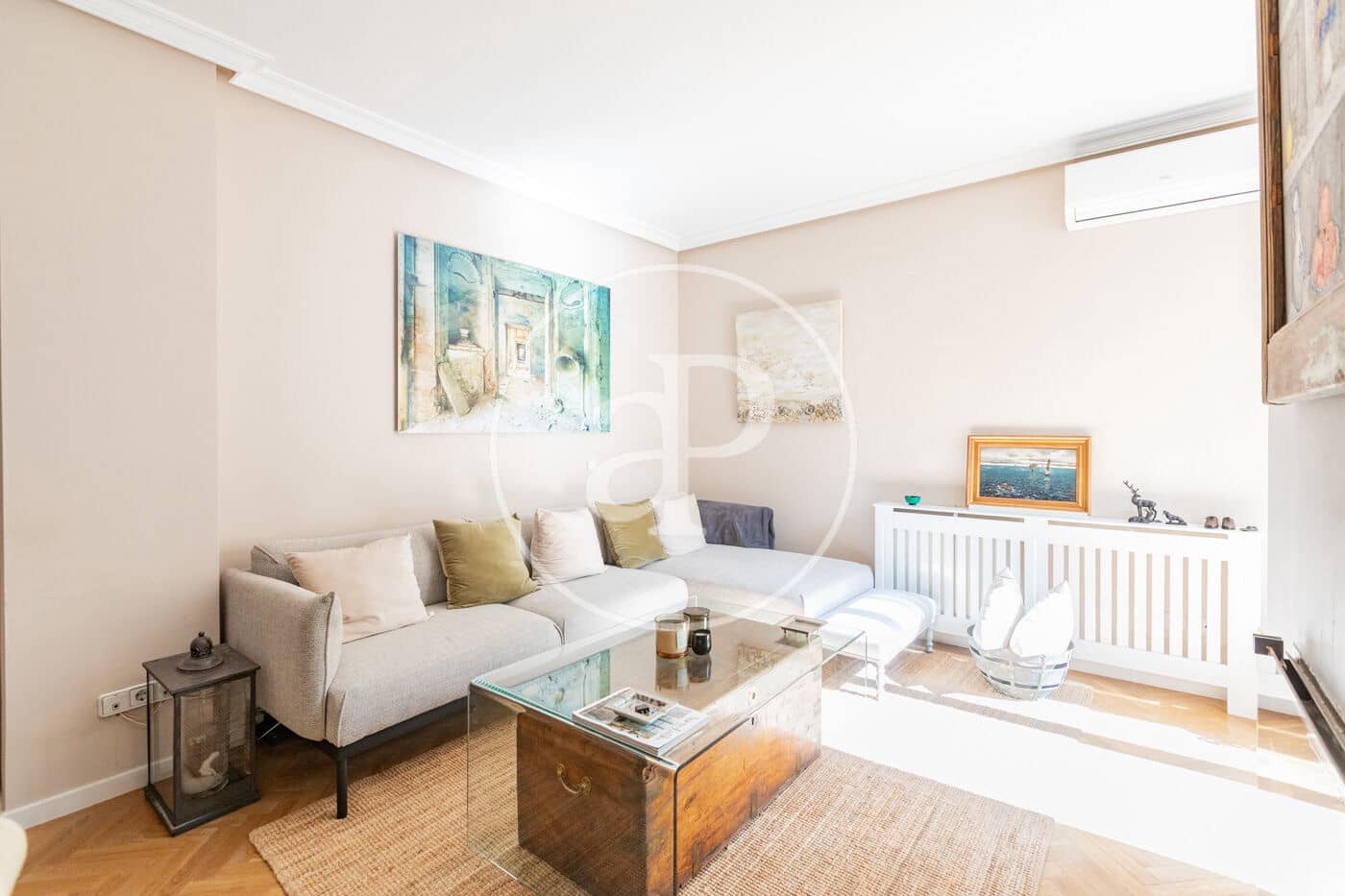 5 bedroom Villa for sale in Madrid city with pool - € 1,450,000 (Ref: 9806483)