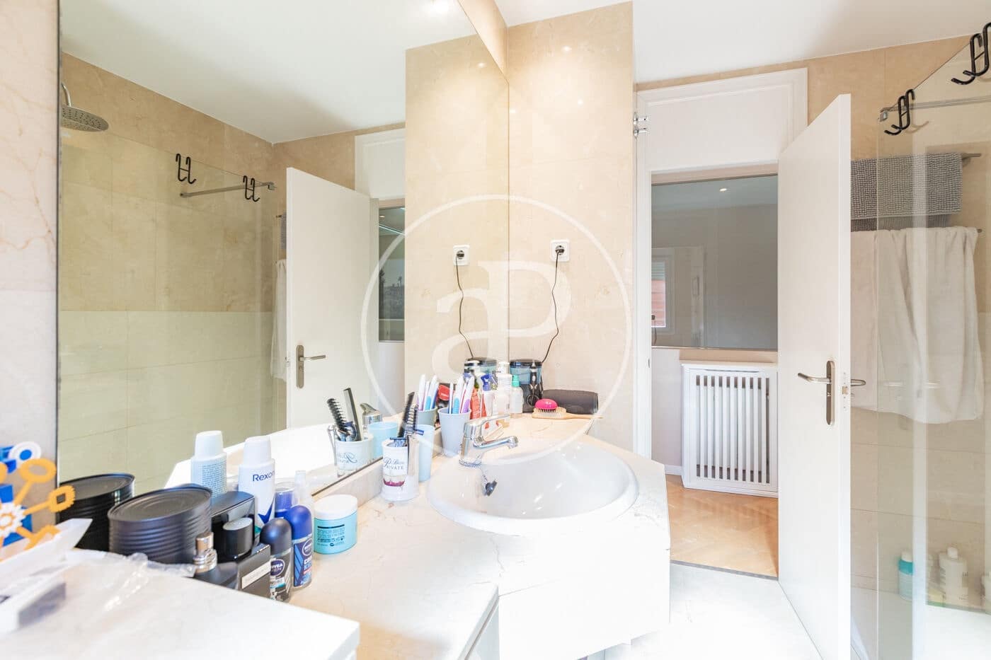 5 bedroom Villa for sale in Madrid city with pool - € 1,450,000 (Ref: 9806483)