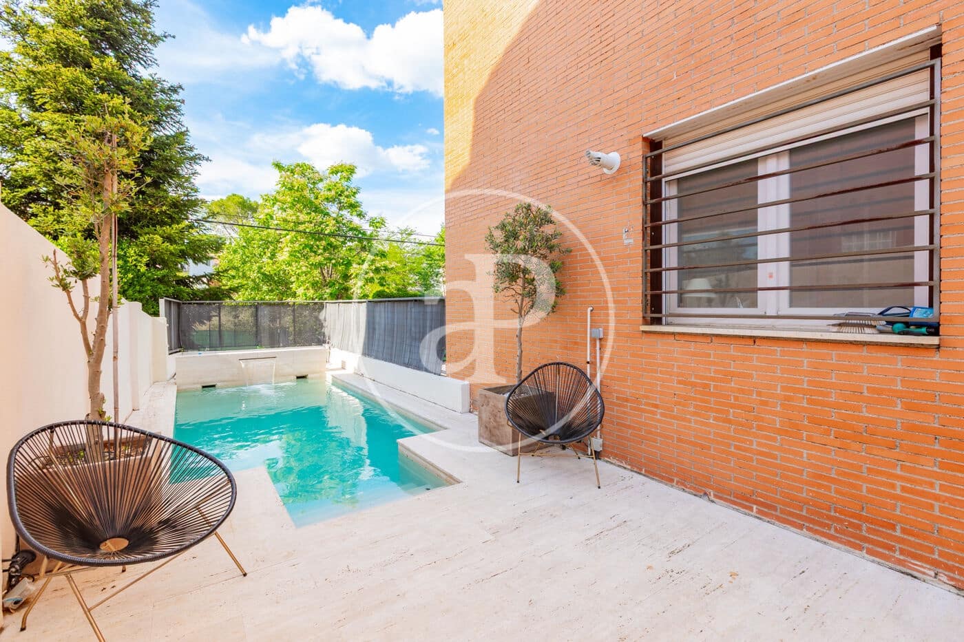 5 bedroom Villa for sale in Madrid city with pool - € 1,450,000 (Ref: 9806483)