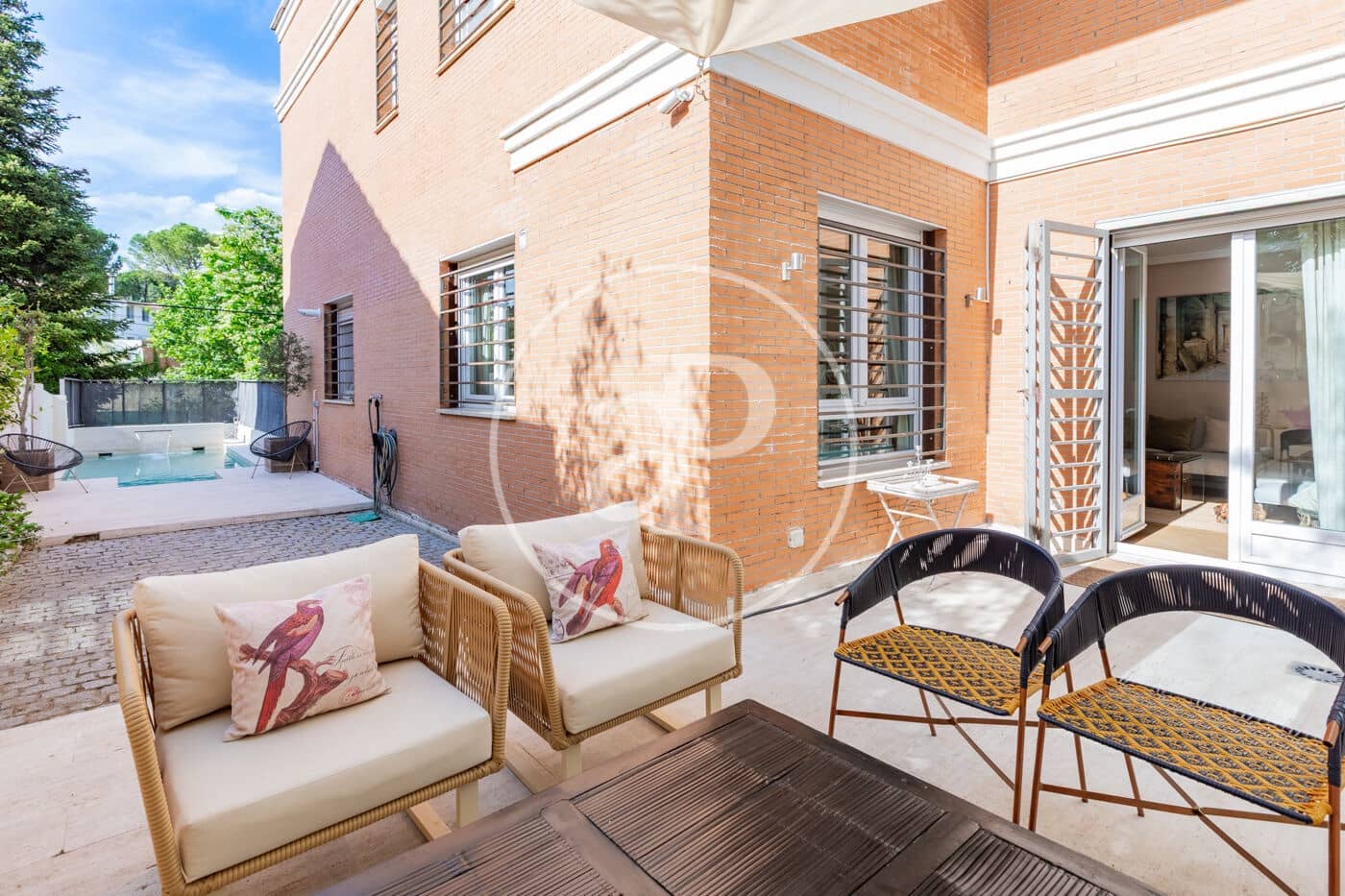 5 bedroom Villa for sale in Madrid city with pool - € 1,450,000 (Ref: 9806483)