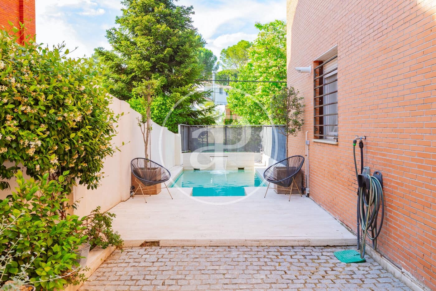 5 bedroom Villa for sale in Madrid city with pool - € 1,450,000 (Ref: 9806483)
