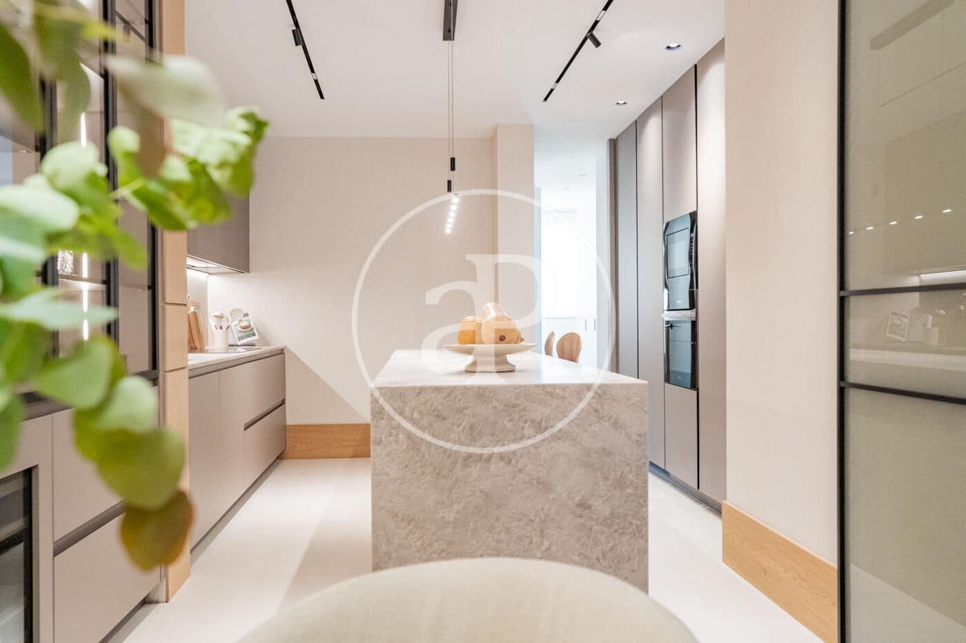 4 bedroom Apartment for sale in Madrid city - € 3,700,000 (Ref: 9806485)