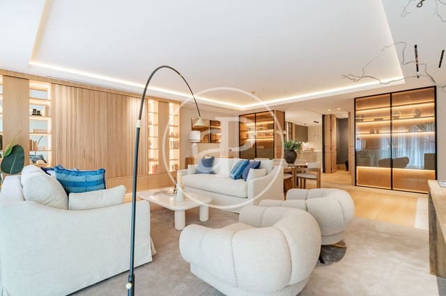4 soveværelse Lejlighed til salg i Almagro, Madrid by - € 3.700.000 (Ref: 9806485)