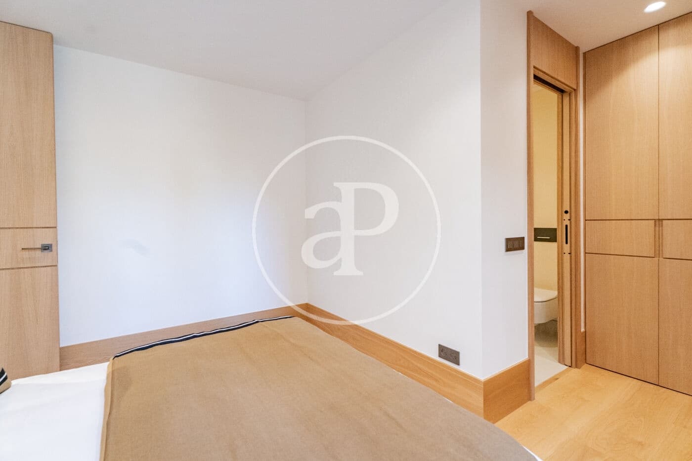4 bedroom Apartment for sale in Madrid city - € 3,700,000 (Ref: 9806485)