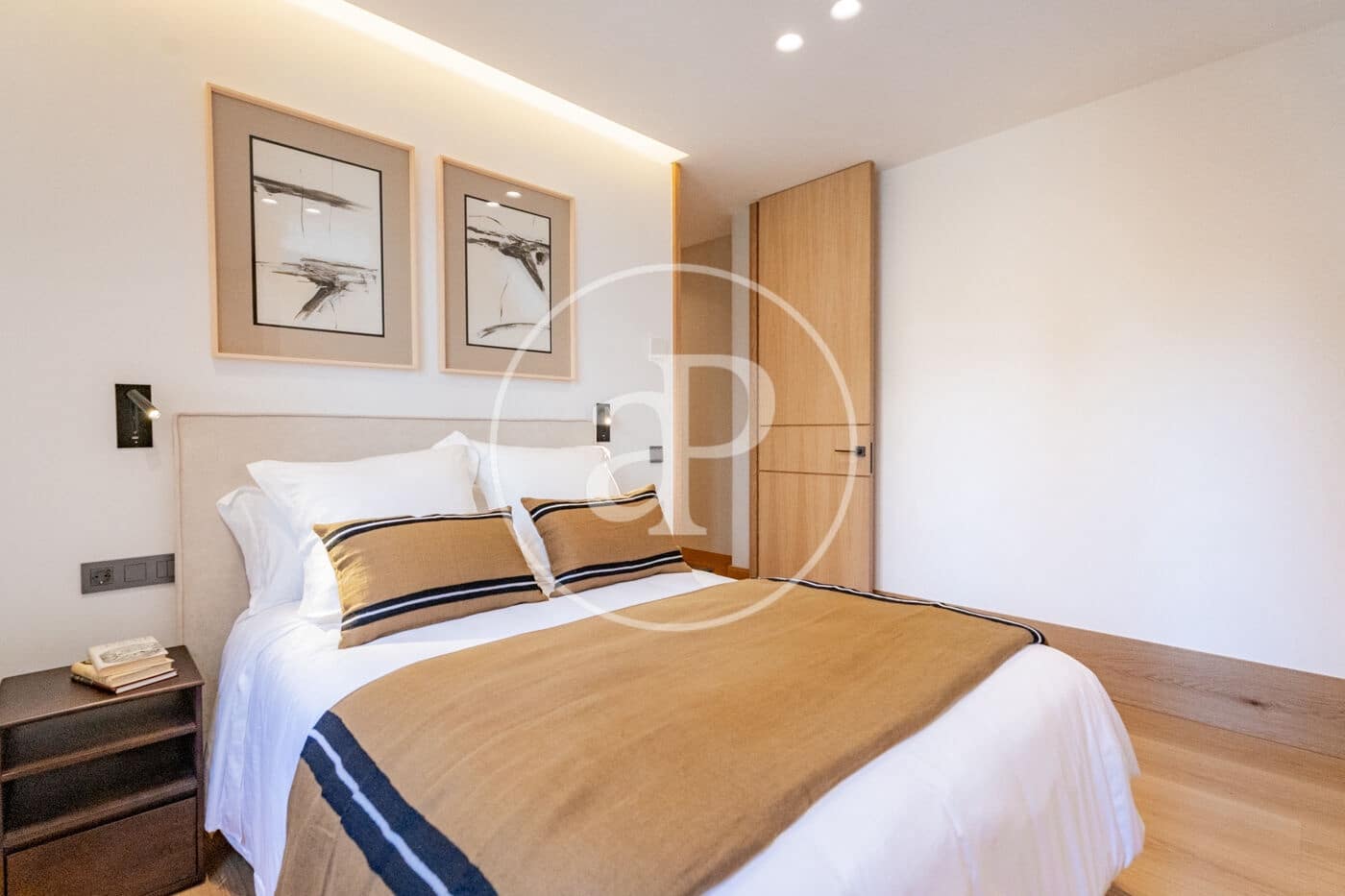 4 bedroom Apartment for sale in Madrid city - € 3,700,000 (Ref: 9806485)