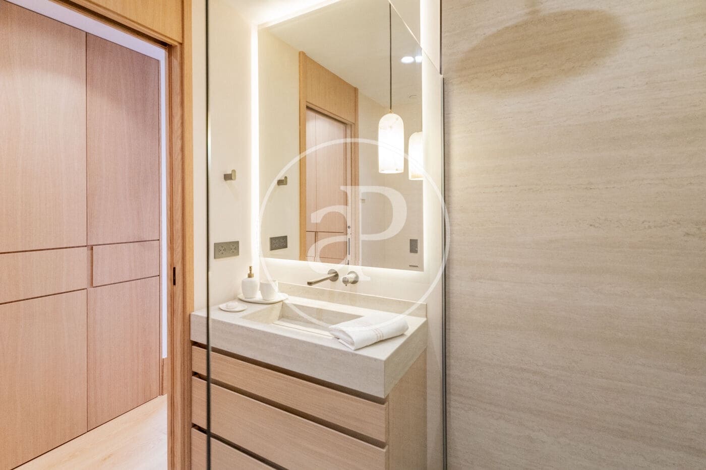 4 bedroom Apartment for sale in Madrid city - € 3,700,000 (Ref: 9806485)