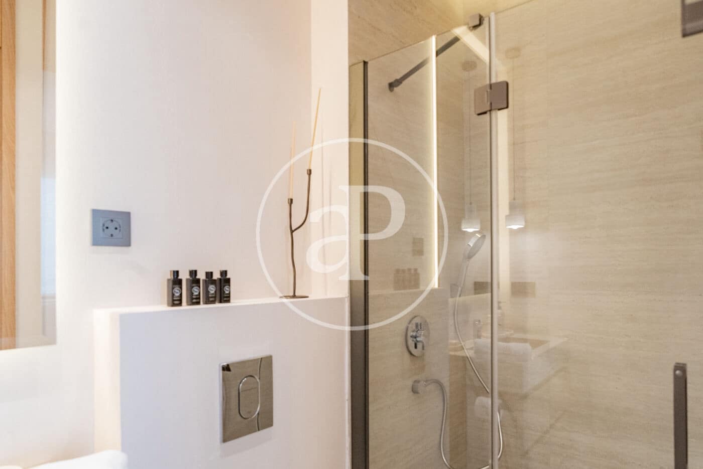 4 bedroom Apartment for sale in Madrid city - € 3,700,000 (Ref: 9806485)