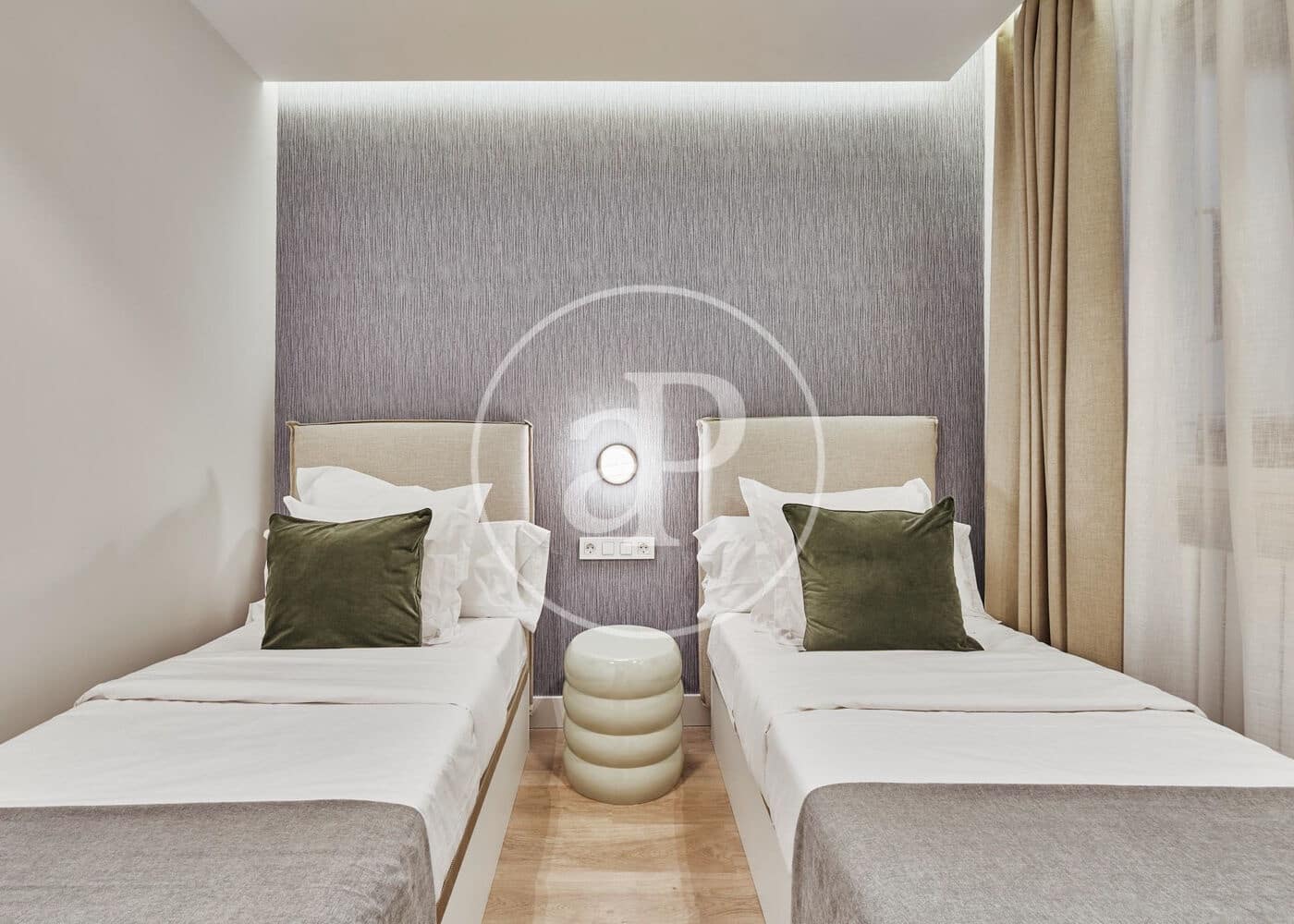 Apartamento de 3 habitaciones en Madrid ciudad en venta - 1.449.000 € (Ref: 9806489)