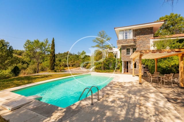 6 Zimmer Villa zu verkaufen in Torrelodones mit Pool - 1.125.000 € (Ref: 9807966)