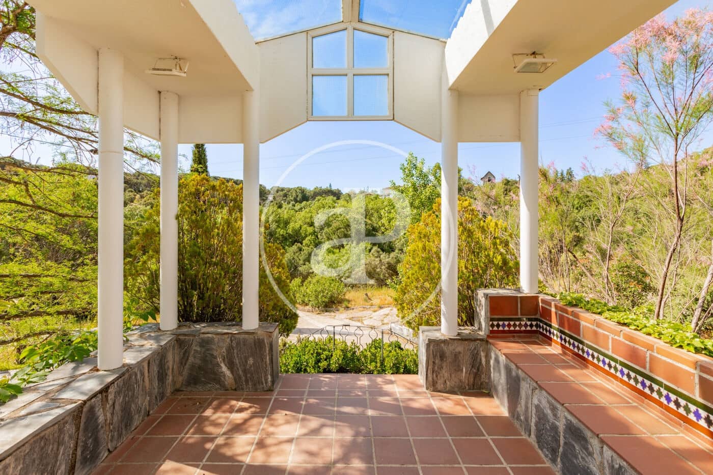 6 Zimmer Villa zu verkaufen in Torrelodones mit Pool - 1.125.000 € (Ref: 9807966)