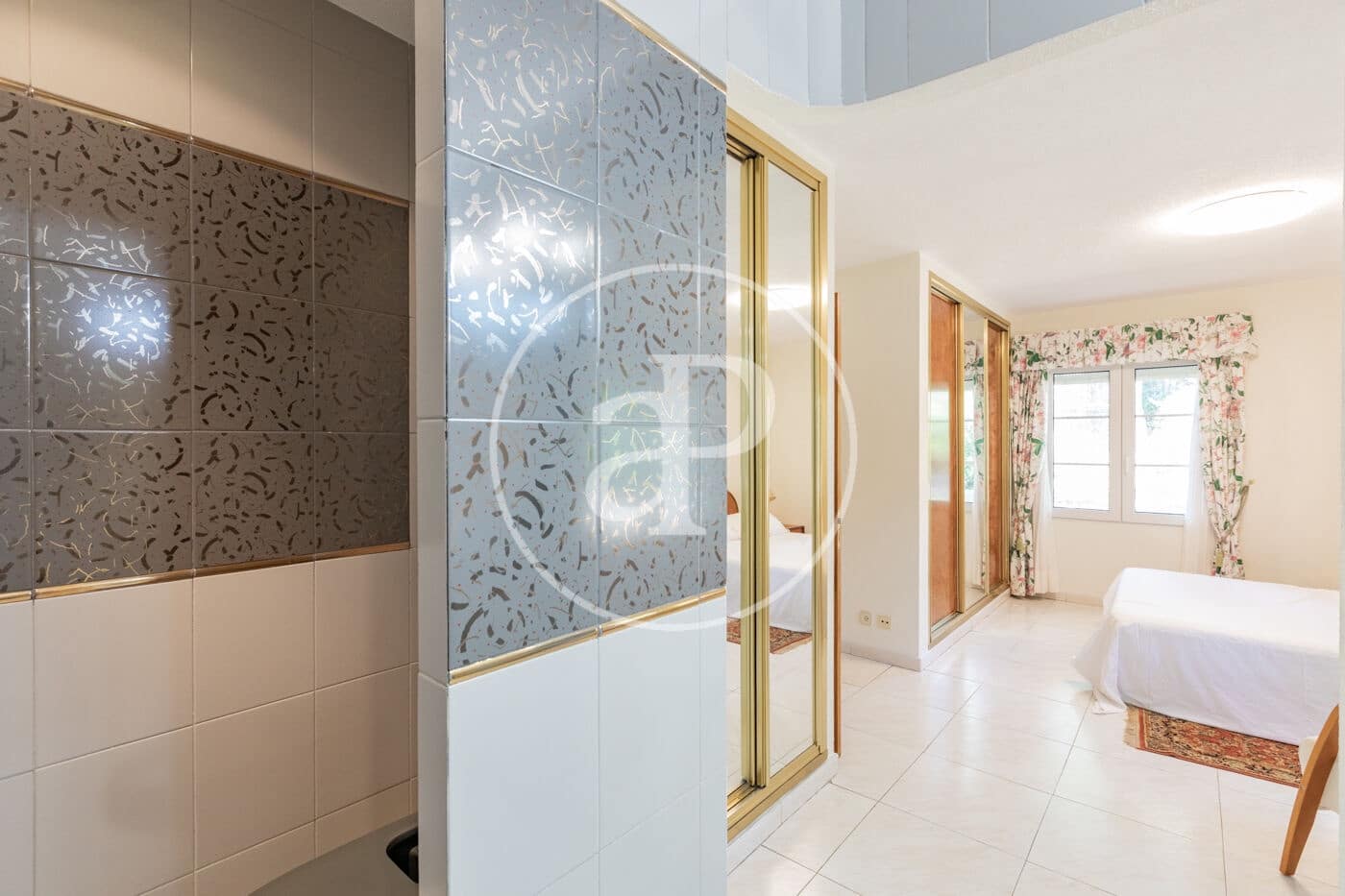 6 Zimmer Villa zu verkaufen in Torrelodones mit Pool - 1.125.000 € (Ref: 9807966)