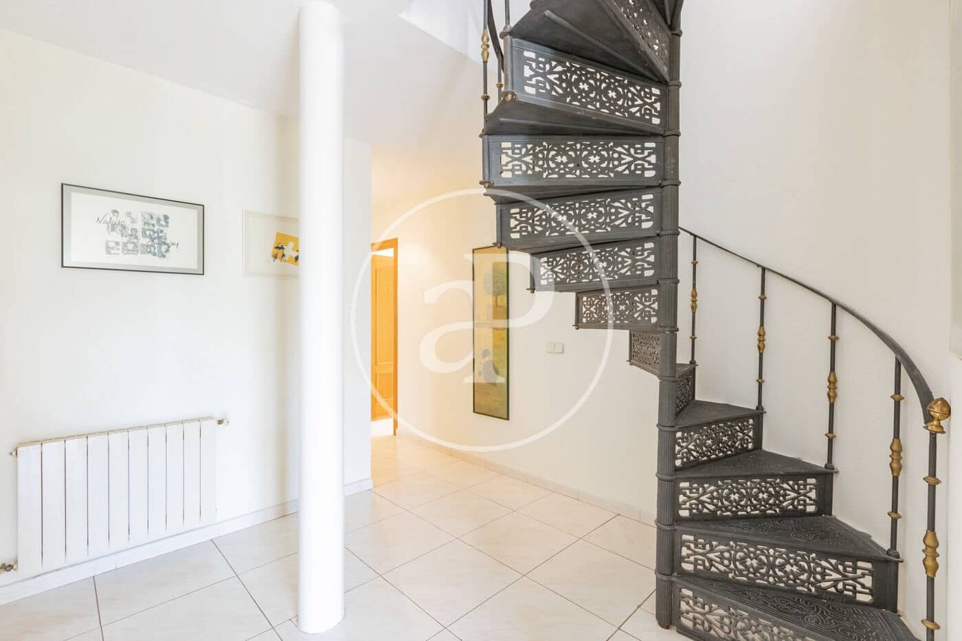 6 Zimmer Villa zu verkaufen in Torrelodones mit Pool - 1.125.000 € (Ref: 9807966)