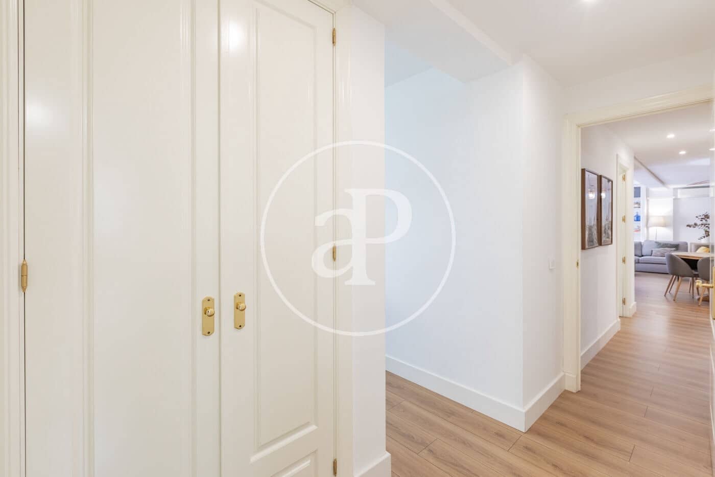 4 bedroom Apartment for sale in Pozuelo de Alarcon with pool - € 1,200,000 (Ref: 9807967)