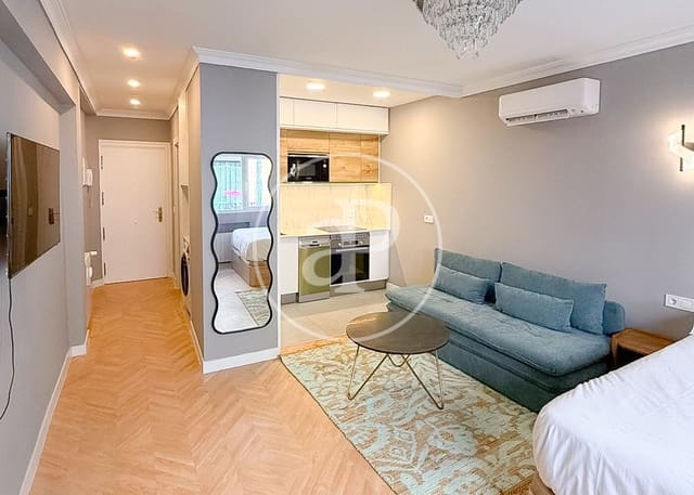 Willa na sprzedaż w Miasto Madryt - 350 000 € (Ref: 9807973)
