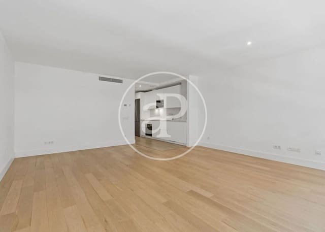 Apartamento de 1 habitación en Rios Rosas, Madrid ciudad en venta con piscina - 880.000 € (Ref: 9811589)
