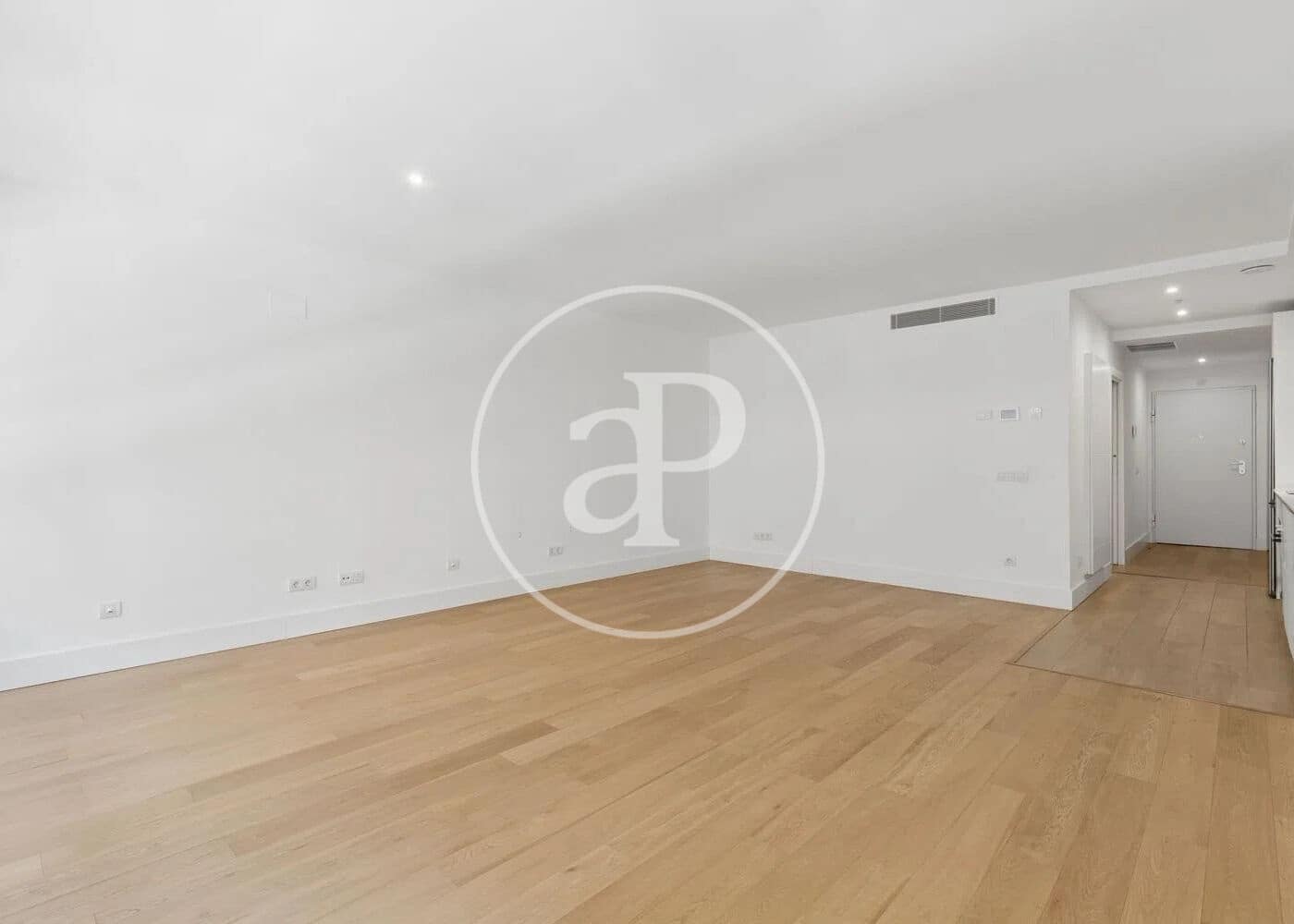 Apartamento de 1 habitación en Madrid ciudad en venta con piscina - 880.000 € (Ref: 9811589)