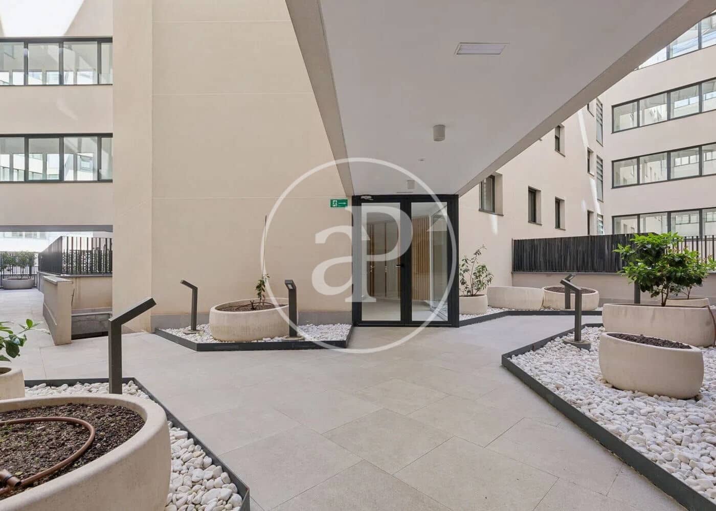 Apartamento de 1 habitación en Madrid ciudad en venta con piscina - 880.000 € (Ref: 9811589)