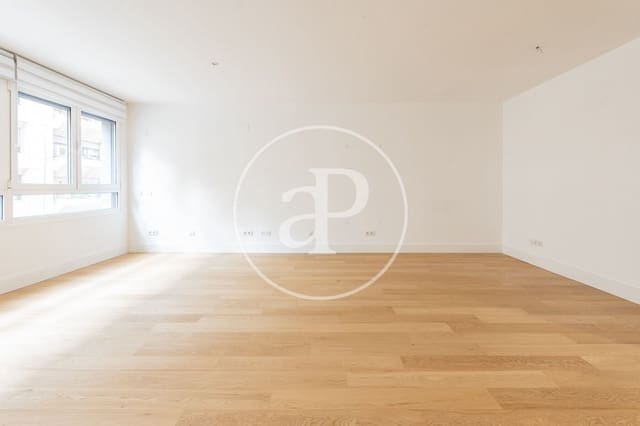 1 slaapkamer Appartement te koop in Rios Rosas, Madrid stad met zwembad - € 880.000 (Ref: 9811589)