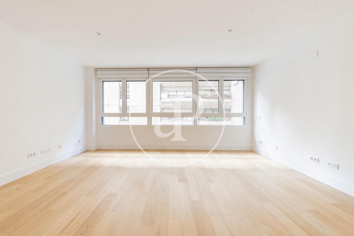 1 bedroom Apartment for sale in Madrid city with pool - € 880,000 (Ref: 9811589)