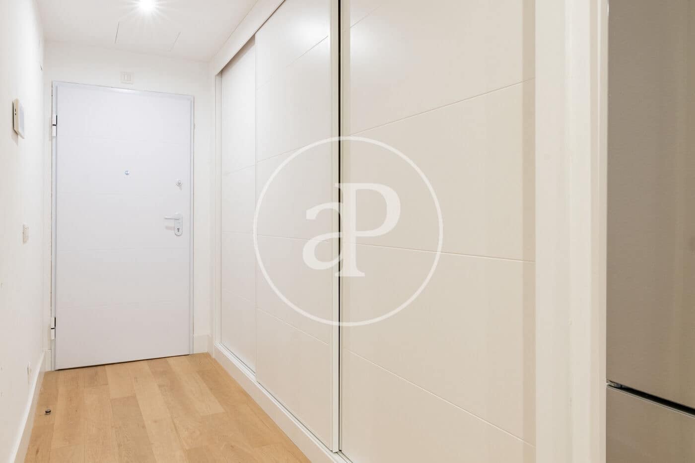1 bedroom Apartment for sale in Madrid city with pool - € 880,000 (Ref: 9811589)