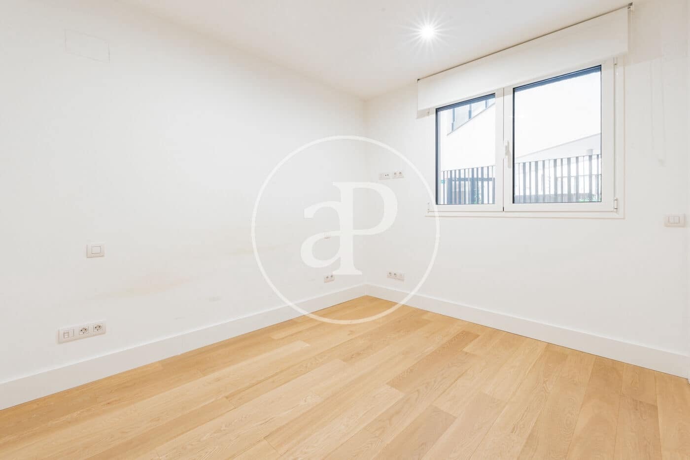 1 bedroom Apartment for sale in Madrid city with pool - € 880,000 (Ref: 9811589)