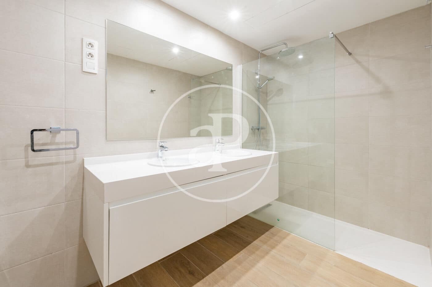 1 bedroom Apartment for sale in Madrid city with pool - € 880,000 (Ref: 9811589)
