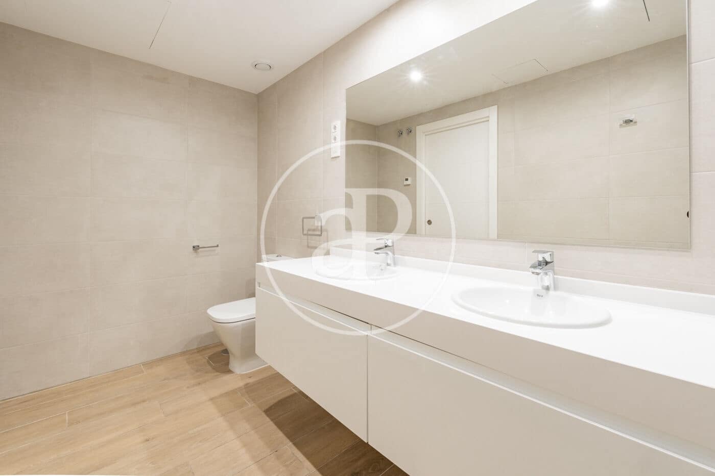 1 bedroom Apartment for sale in Madrid city with pool - € 880,000 (Ref: 9811589)