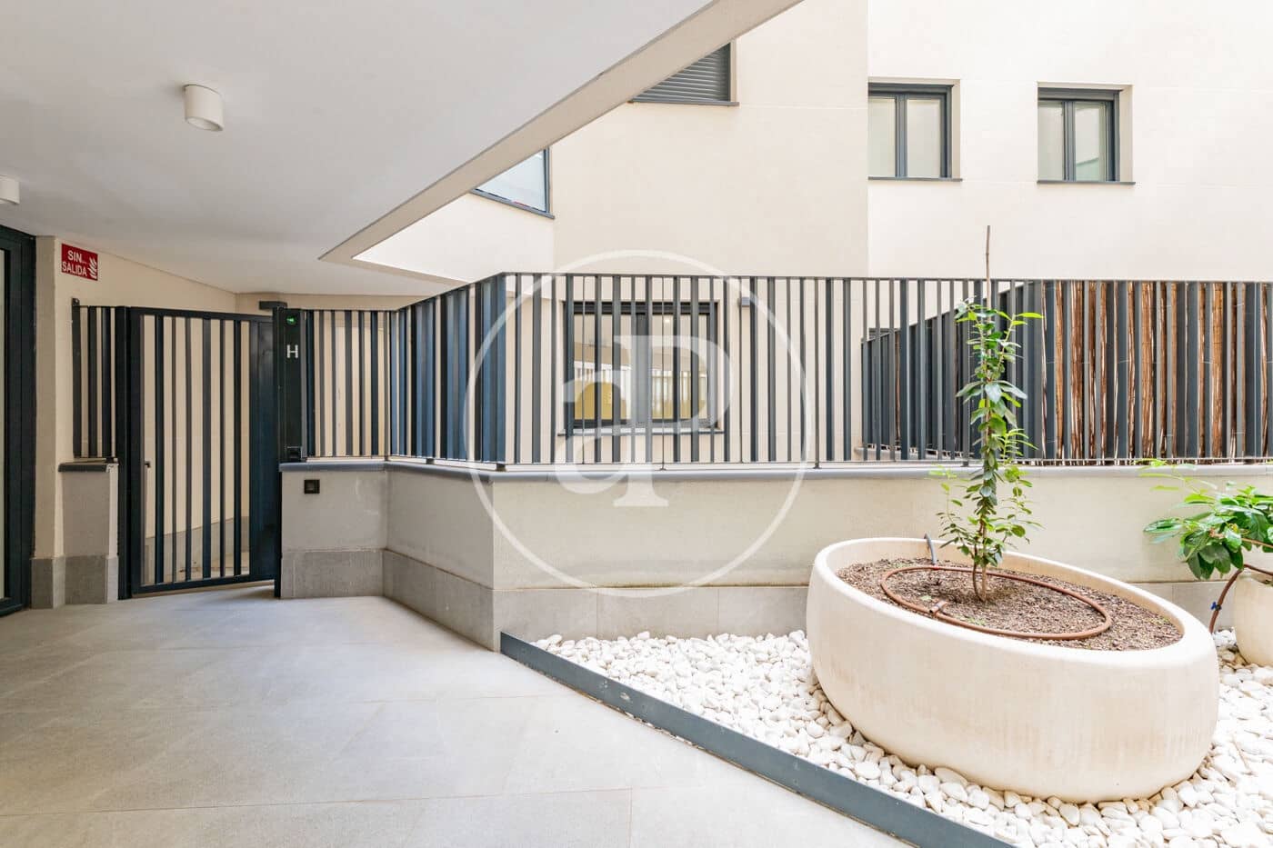 1 bedroom Apartment for sale in Madrid city with pool - € 880,000 (Ref: 9811589)