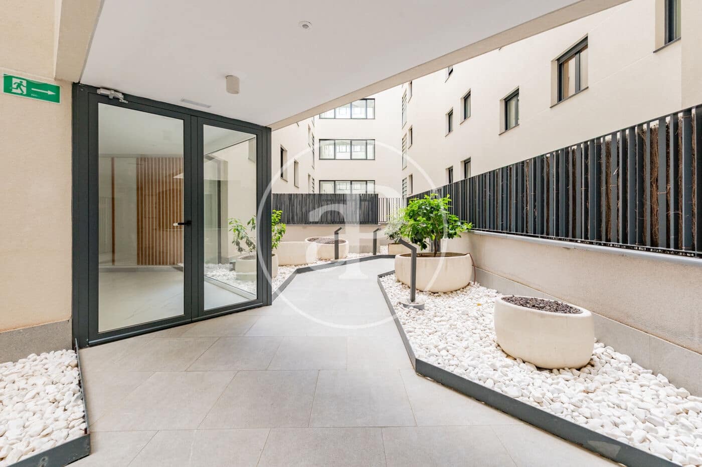 1 bedroom Apartment for sale in Madrid city with pool - € 880,000 (Ref: 9811589)