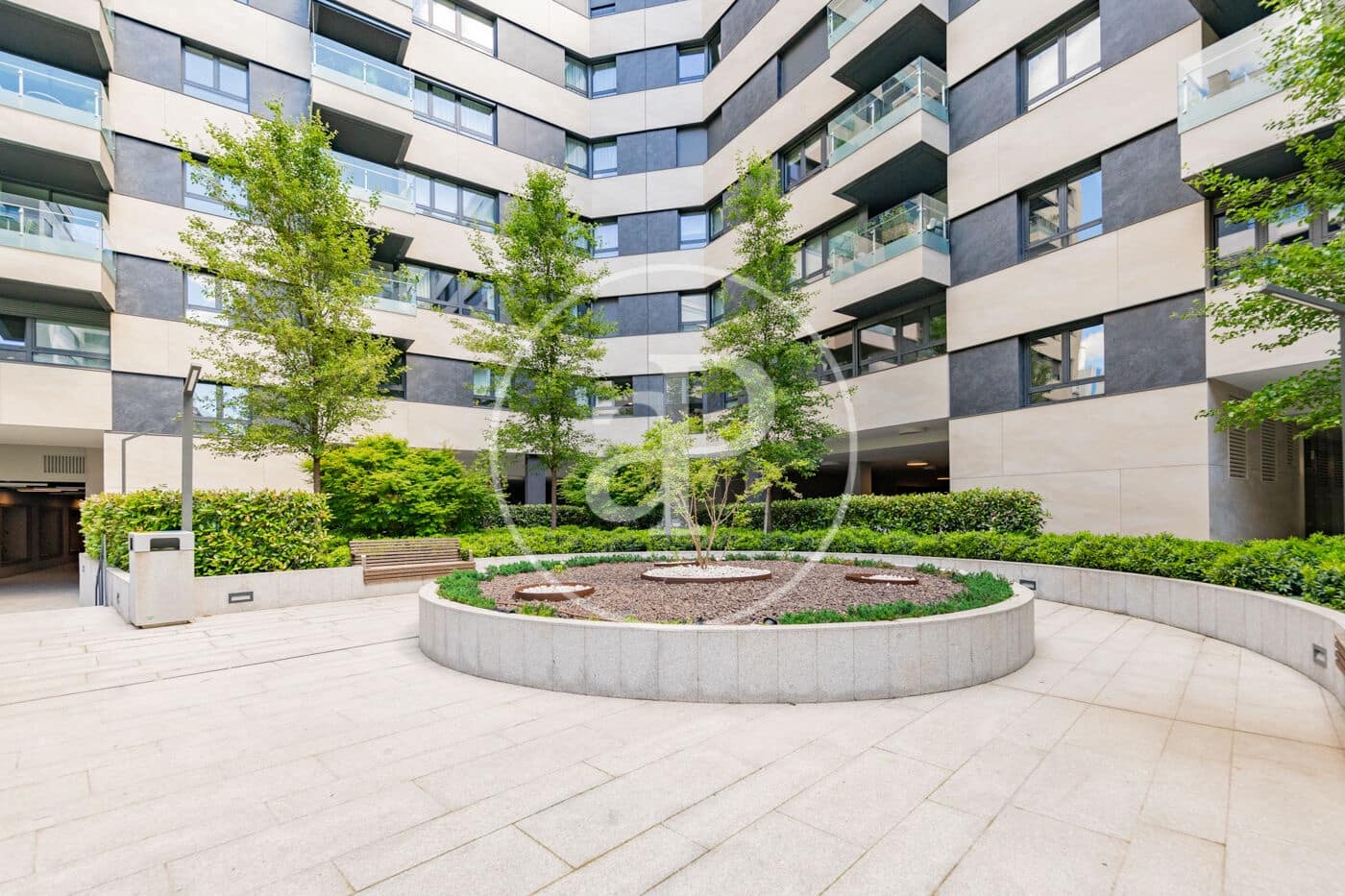 1 bedroom Apartment for sale in Madrid city with pool - € 880,000 (Ref: 9811589)