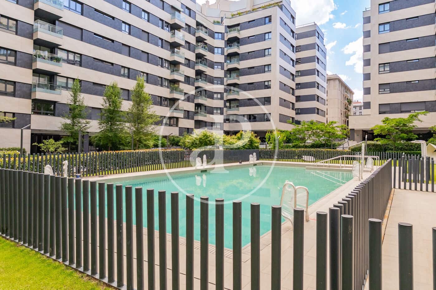 1 bedroom Apartment for sale in Madrid city with pool - € 880,000 (Ref: 9811589)