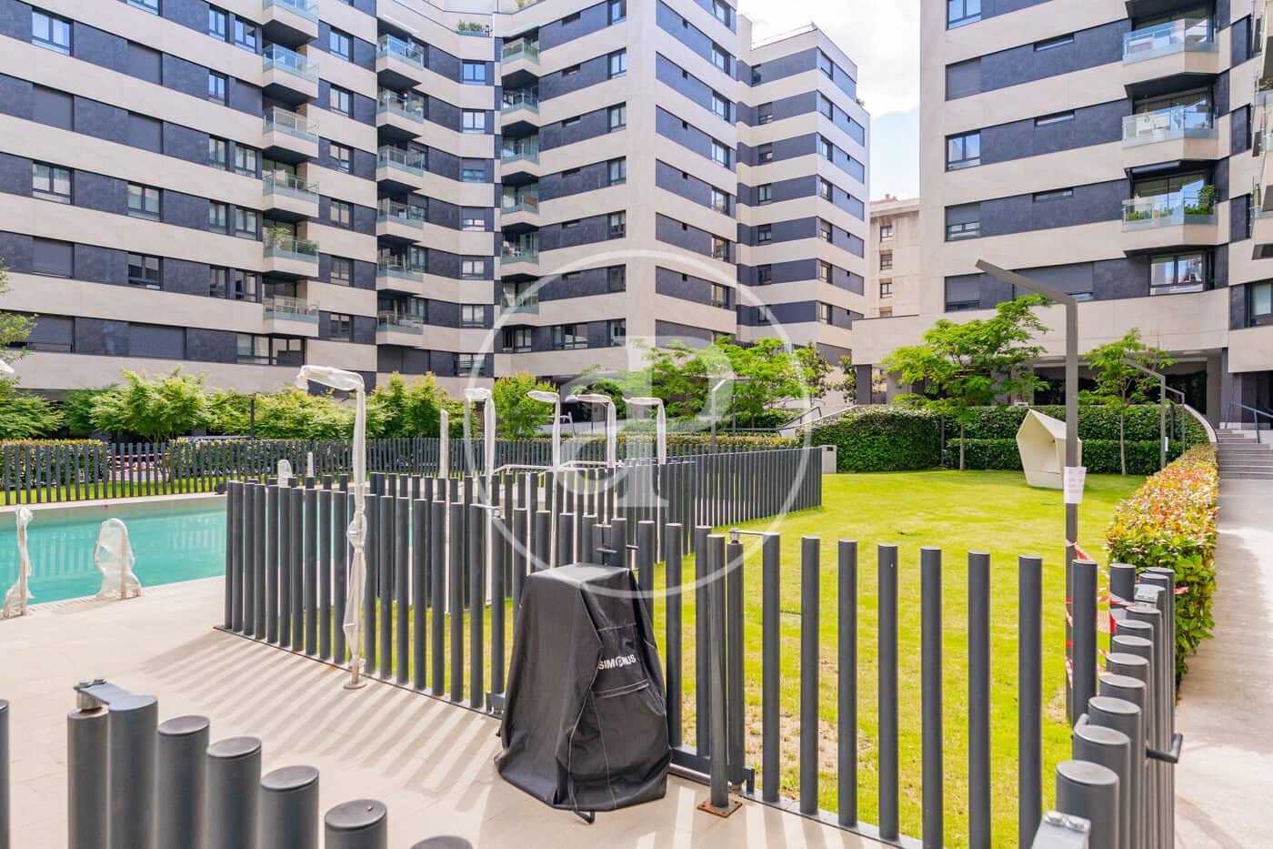 1 bedroom Apartment for sale in Madrid city with pool - € 880,000 (Ref: 9811589)